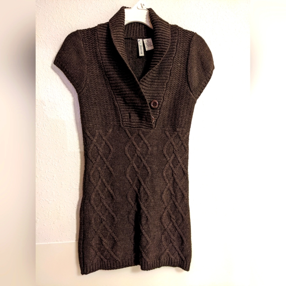 Ladies 3/4 Button Up Sweater By Daisy Size Medium